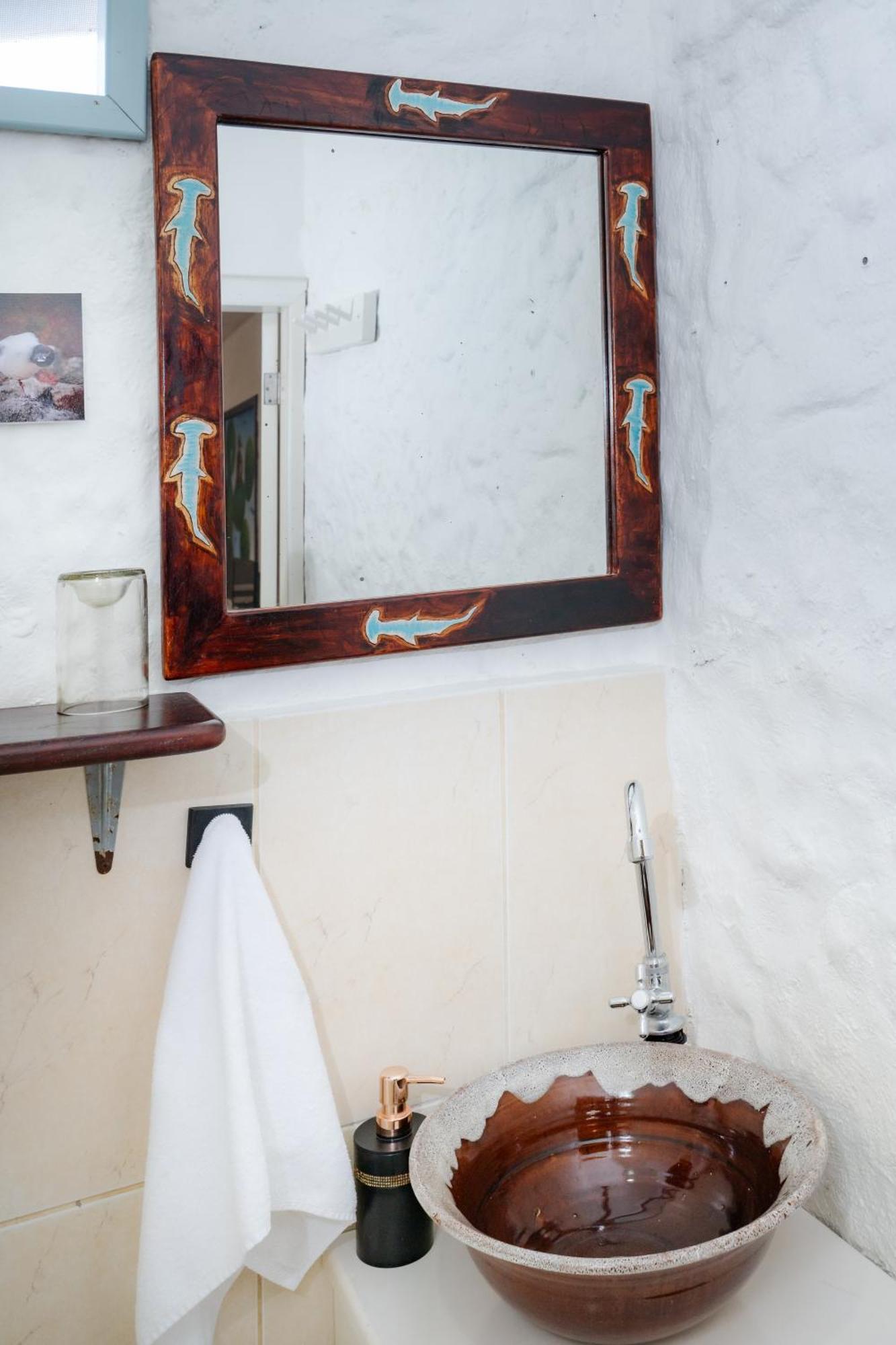 La K-Leta Boutique Guesthouse Puerto Ayora  Exteriör bild
