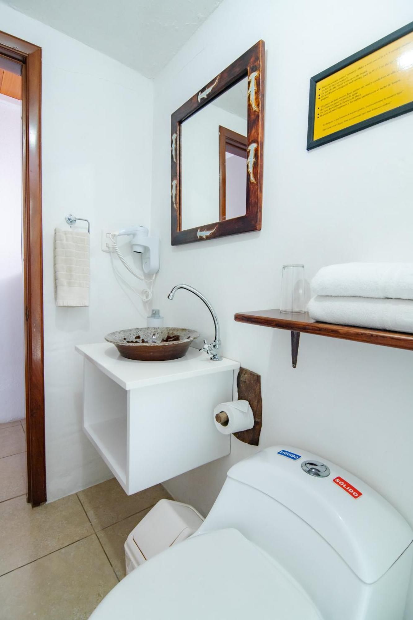 La K-Leta Boutique Guesthouse Puerto Ayora  Exteriör bild