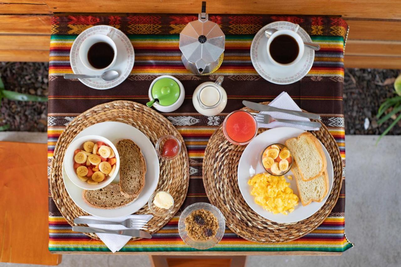 La K-Leta Boutique Guesthouse Puerto Ayora  Exteriör bild